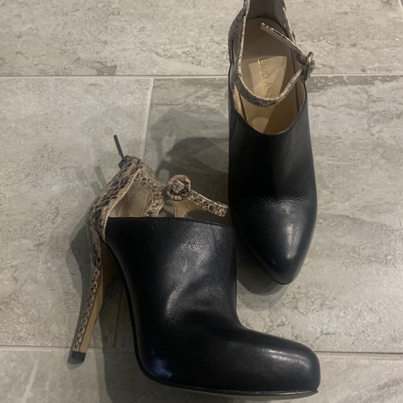 Enzo Angiolini - Yours Only Booties - Picture 10 of 16